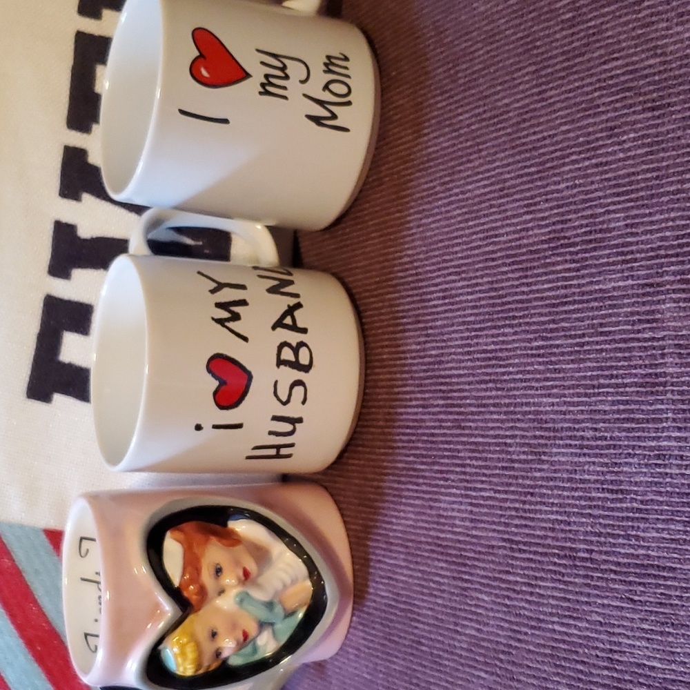 Set of 3 mugs